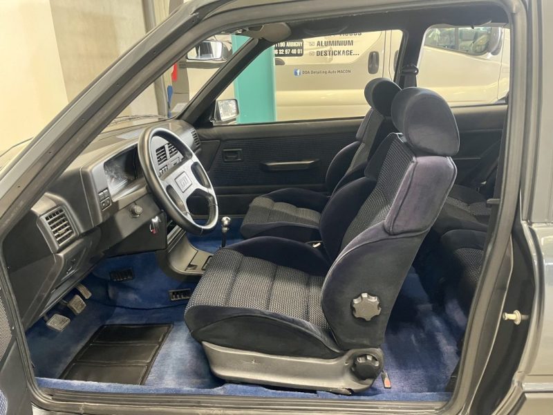 PEUGEOT 309 1.9 GTI 16V 160ch