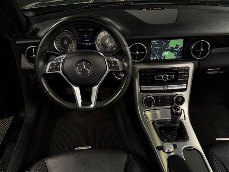 MERCEDES SLK III CABRIOLET 200 1.8 i BlueEFFICIENCY 184 cv 33 600 Kms INTERIEUR CUIR GPS Garantie1an