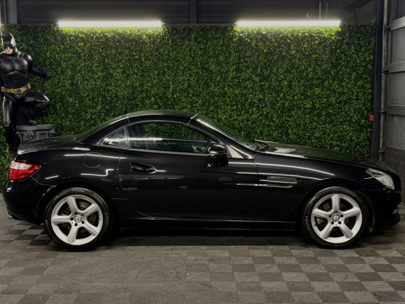 MERCEDES SLK III CABRIOLET 200 1.8 i BlueEFFICIENCY 184 cv 33 600 Kms INTERIEUR CUIR GPS Garantie1an