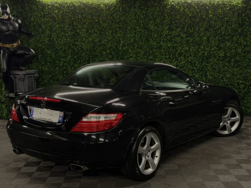 MERCEDES SLK III CABRIOLET 200 1.8 i BlueEFFICIENCY 184 cv 33 600 Kms INTERIEUR CUIR GPS Garantie1an