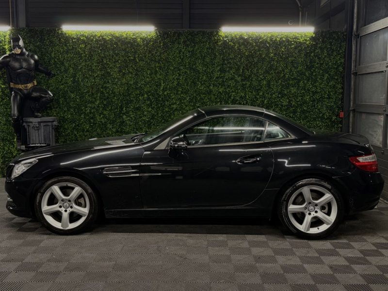 MERCEDES SLK III CABRIOLET 200 1.8 i BlueEFFICIENCY 184 cv 33 600 Kms INTERIEUR CUIR GPS Garantie1an