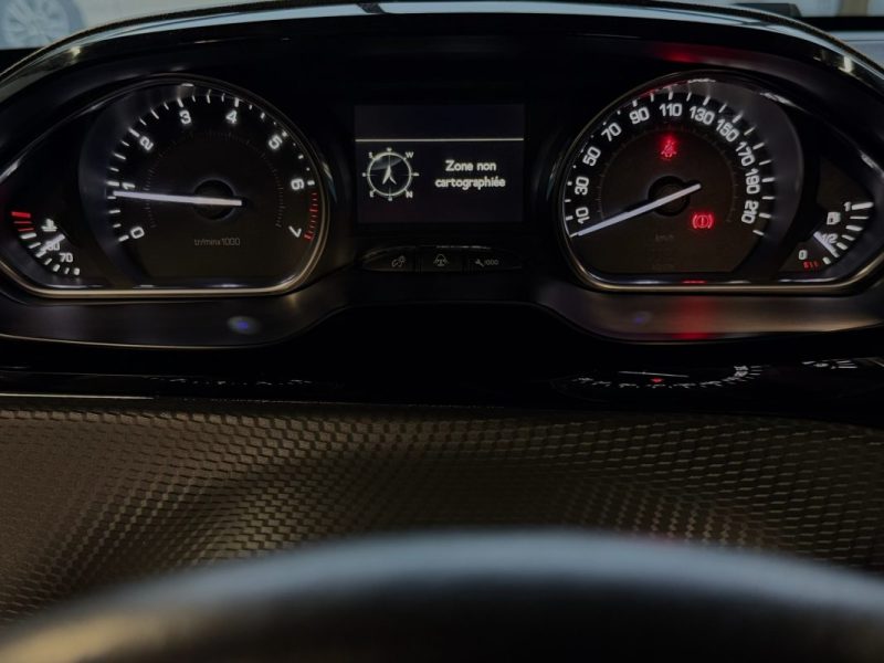 PEUGEOT 2008 CROSSWAY 1.2 110 Cv 1ERE MAIN / 48 600 Kms - GARANTIE 1 AN