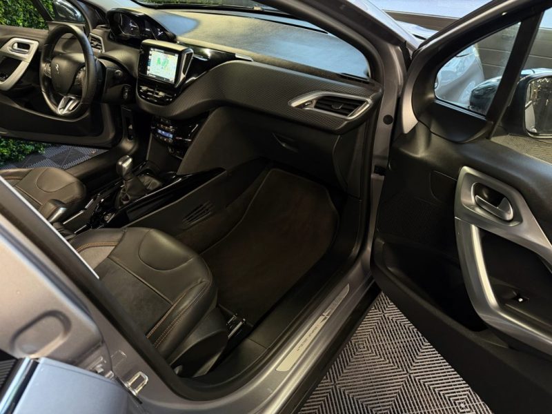 PEUGEOT 2008 CROSSWAY 1.2 110 Cv 1ERE MAIN / 48 600 Kms - GARANTIE 1 AN