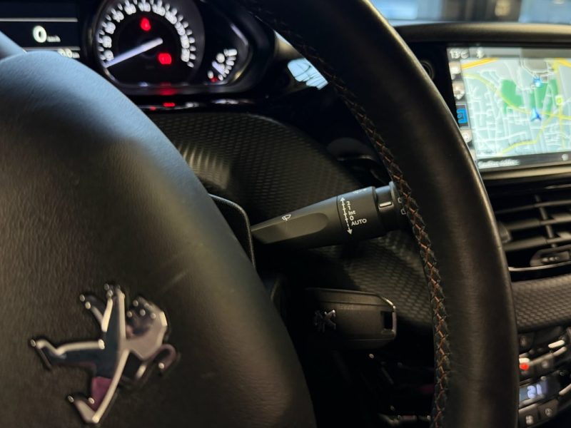 PEUGEOT 2008 CROSSWAY 1.2 110 Cv 1ERE MAIN / 48 600 Kms - GARANTIE 1 AN