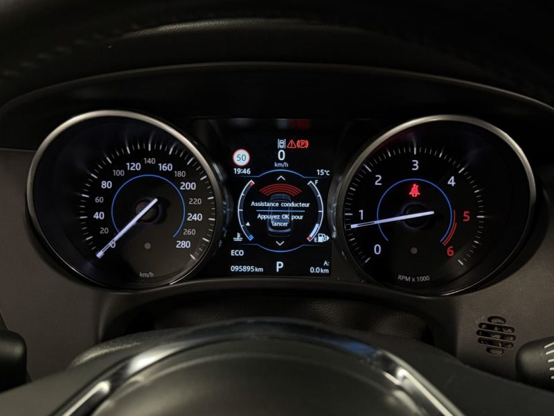 JAGUAR F-PACE 4x4 2.0 180 Cv BOITE AUTO INTERIEUR CUIR TOIT OUVRANT GRAND GPS - GARANTIE 1 AN