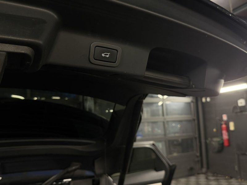 JAGUAR F-PACE 4x4 2.0 180 Cv BOITE AUTO INTERIEUR CUIR TOIT OUVRANT GRAND GPS - GARANTIE 1 AN