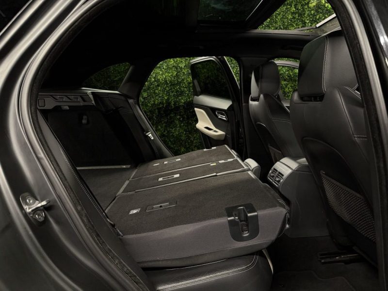 JAGUAR F-PACE 4x4 2.0 180 Cv BOITE AUTO INTERIEUR CUIR TOIT OUVRANT GRAND GPS - GARANTIE 1 AN