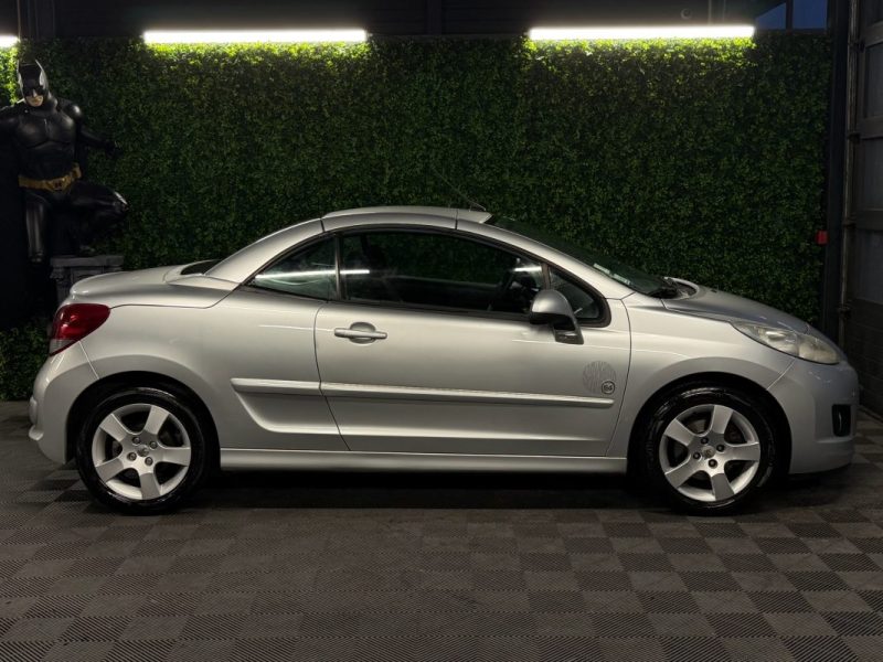 PEUGEOT 207 CC PHASE 2 COUPE CABRIOLET 1.6 HDI 112 Cv - FRAIS A PREVOIR / LIRE L ANNONCE