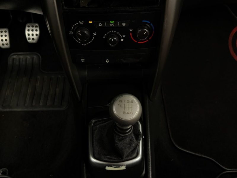 PEUGEOT 207 CC PHASE 2 COUPE CABRIOLET 1.6 HDI 112 Cv - FRAIS A PREVOIR / LIRE L ANNONCE