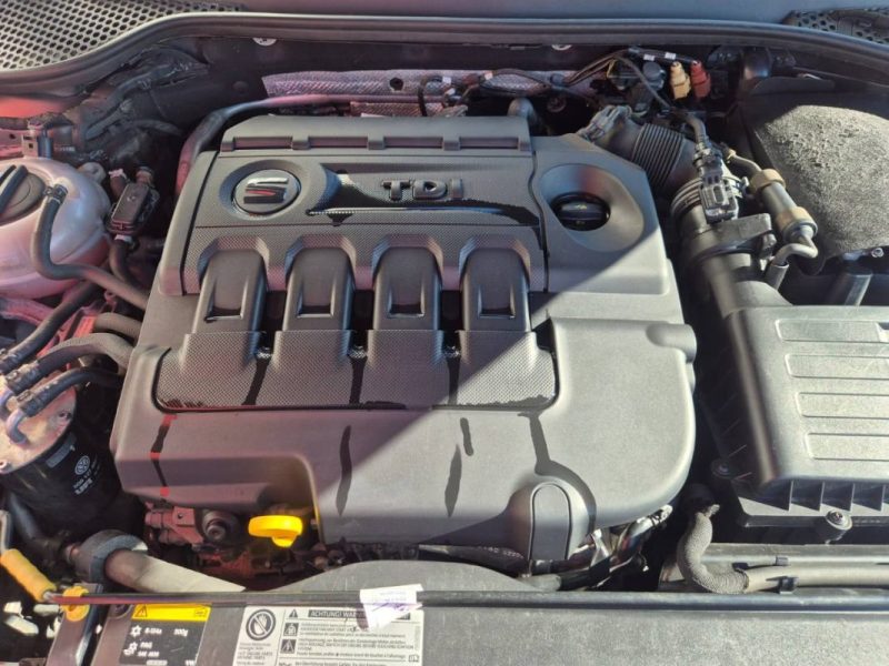 SEAT LEON 1.6 TDI 105 START/STOP RÉFÉRENCE BUSINESS  2014