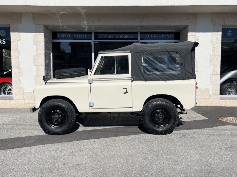 LAND ROVER SERIE 3 88 CABRIOLET 1975