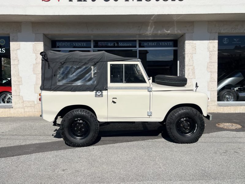 LAND ROVER SERIE 3 88 CABRIOLET 1975
