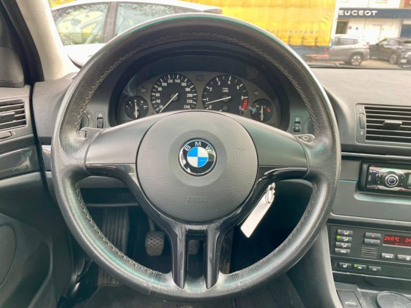 BMW SERIE 5  E39 525i 192 SPORT 