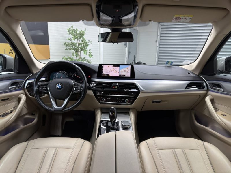 BMW Série 5 (G30) 530dA xDrive 265 - Luxury 