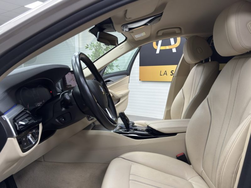 BMW Série 5 (G30) 530dA xDrive 265 - Luxury 