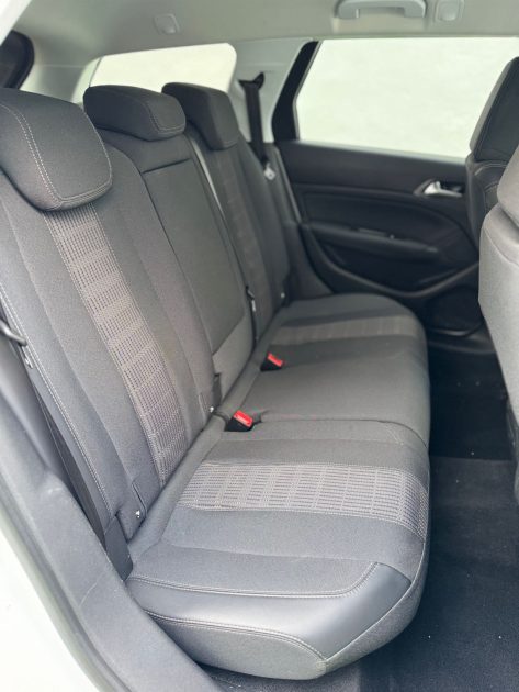 PEUGEOT 308 - 3 1.5 BLUEHDI 130CH S&S ACTIVE GARANTIE 12 MOIS  