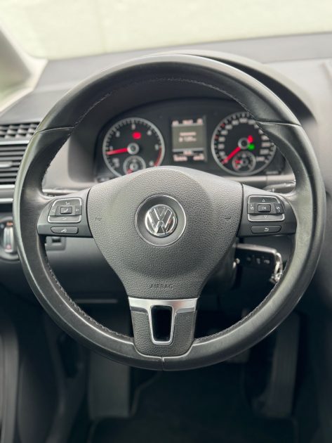 VOLKSWAGEN TOURAN 1.6 TDI 105CH BLUEMOTION  CONFORT LINE DSG7 GARANTIE 12 MOIS 