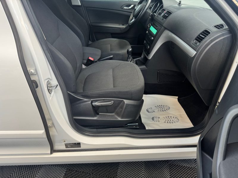 SKODA YETI 1.2 TSI 105ch AMBITION GARANTIE 24 MOIS 2EME MAIN HISTORIQUE COMPLET 🇨🇵 