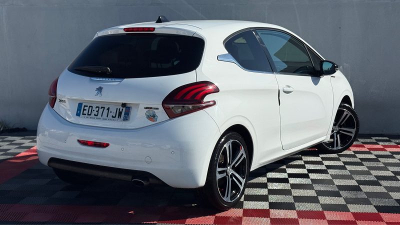 PEUGEOT 208 1.2 E THP  110CH GT LINE  S&S 5P 2016