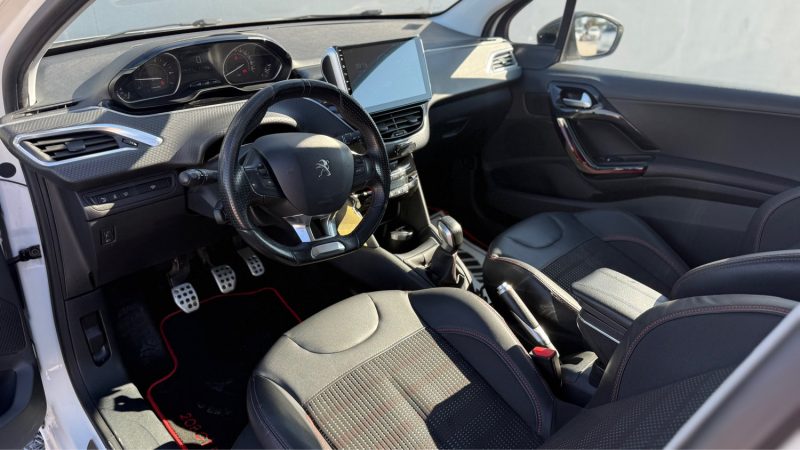 PEUGEOT 208 1.2 E THP  110CH GT LINE  S&S 5P 2016