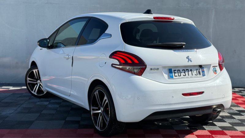PEUGEOT 208 1.2 E THP  110CH GT LINE  S&S 5P 2016