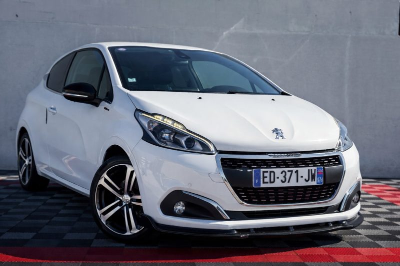 PEUGEOT 208 1.2 E THP  110CH GT LINE  S&S 5P 2016