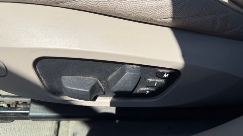 B.M.W. SERIE 1 120 150 CV I BA LUXURY BOITE AUTO 