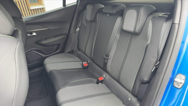 PEUGEOT 2008  1.2 PURETECH 130CH S&S GT EAT8 
