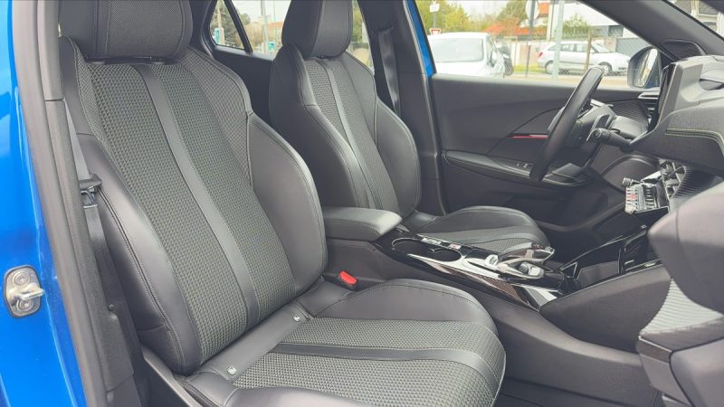 PEUGEOT 2008  1.2 PURETECH 130CH S&S GT EAT8 