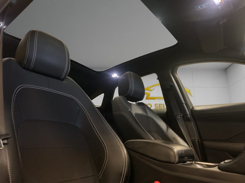 JAGUAR E-PACE 2.0D 150CH FINITION *R-DYNAMIC* BOITE AUTO 2019