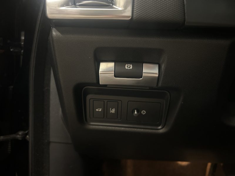 JAGUAR E-PACE 2.0D 150CH FINITION *R-DYNAMIC* BOITE AUTO 2019