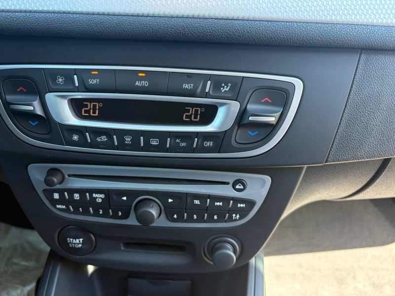 RENAULT MEGANEIII 1.5 DCI 110cv 