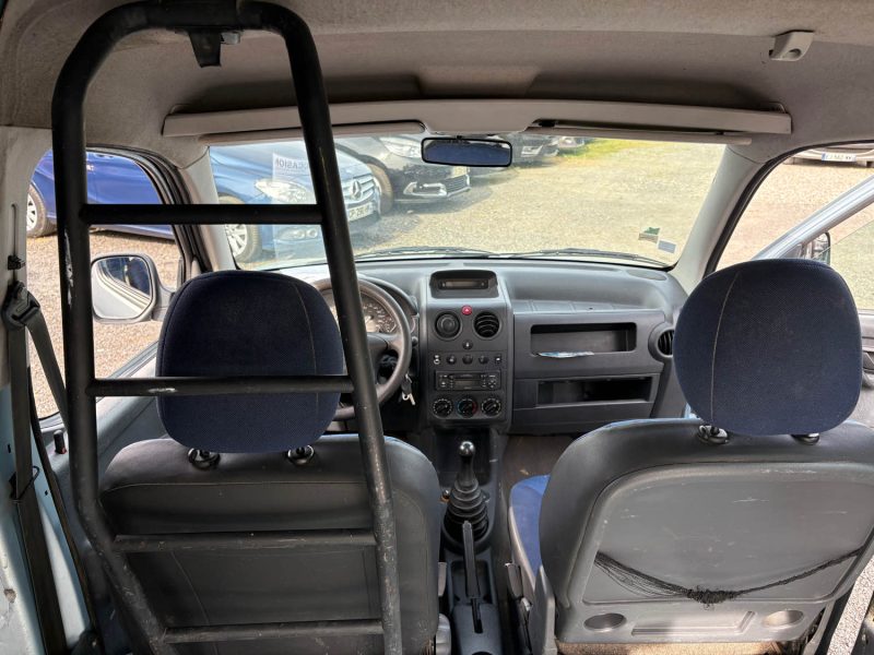 PEUGEOT PARTNER  2.0 HDI 90cv CONFORT 2003