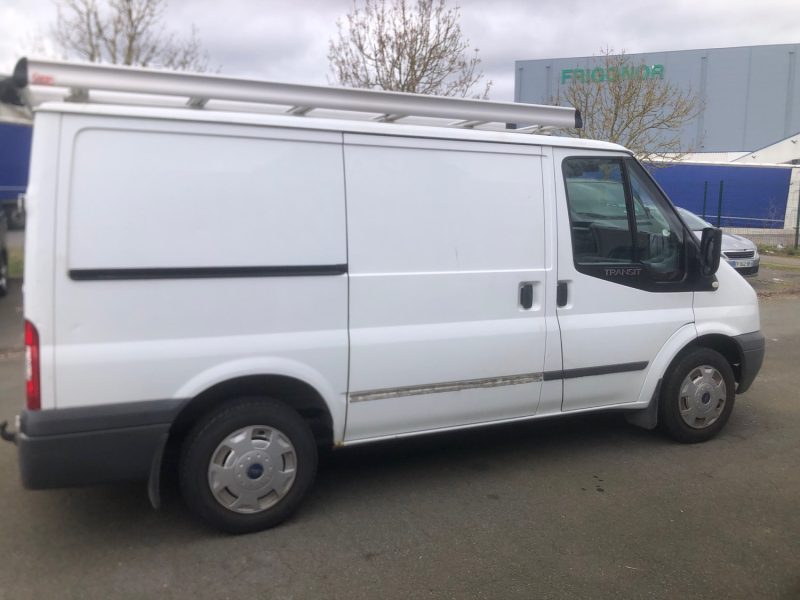FORD TRANSIT TR 2008 2.2 L  126125 KM