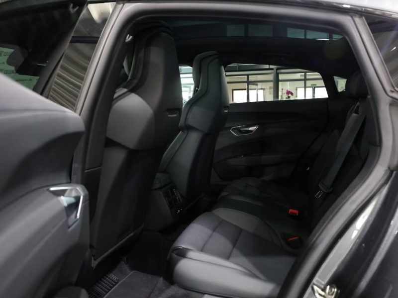 AUDI e-tron GT quattro 476ch / Toit pano / Virtual Cockpit / ACC / Caméra / Black Pack