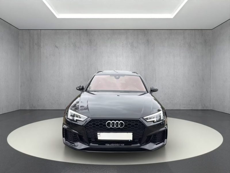 AUDI RS4 AVANT 2.9 TFSI 450ch / TOIT PANO / MATRIX LED / HEAD-UP / RS