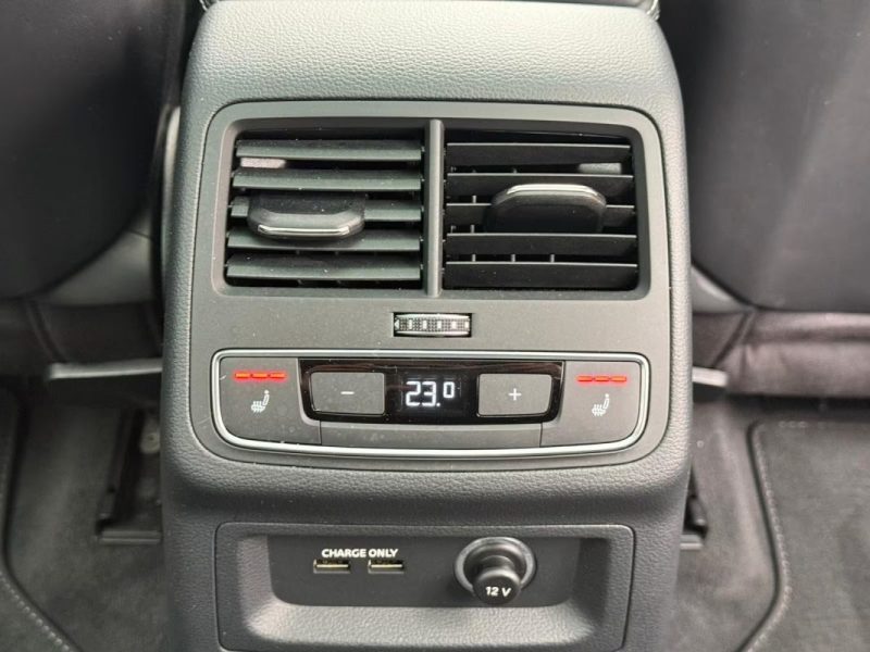 AUDI RS4 AVANT 2.9 TFSI 450ch / TOIT PANO / MATRIX LED / HEAD-UP / RS