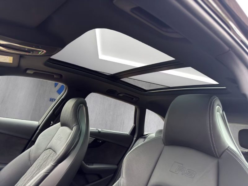 AUDI RS4 AVANT 2.9 TFSI 450ch / TOIT PANO / MATRIX LED / HEAD-UP / RS