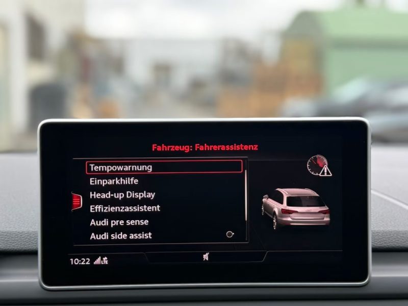AUDI RS4 AVANT 2.9 TFSI 450ch / TOIT PANO / MATRIX LED / HEAD-UP / RS