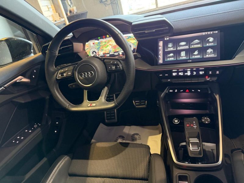 AUDI A3 40 TFSIE 204 S TRONIC S LINE  2024