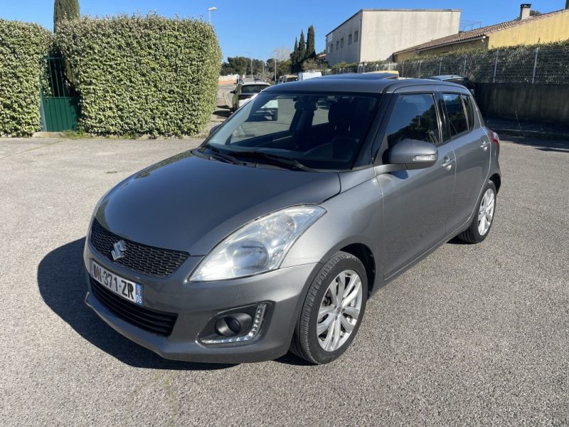SUZUKI SWIFT SWIFT 4 PRIVILEGE 1.2 VVT 94CV TOIT OUVRANT CLIM GARANTIE 