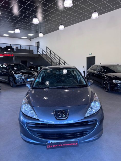 PEUGEOT 207 1.6 HDI 90cv / 1 ERE MAIN / 5 PORTES 