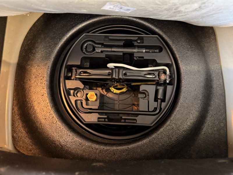 CITROËN C3 EXCLUSIVE - 1.6 L HDi - 92 ch - COURROIE NEUVE - TOIT PANORAMIQUE - IDEAL JEUNE PERMIS 