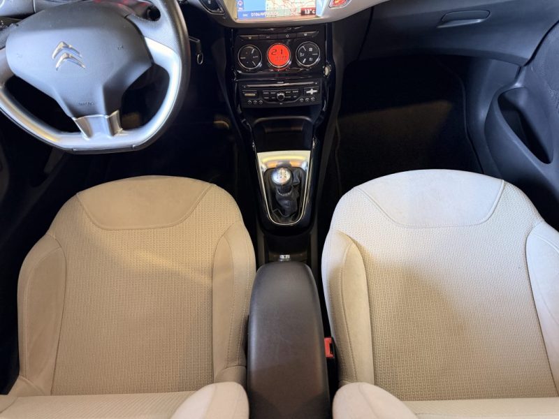 CITROËN C3 EXCLUSIVE - 1.6 L HDi - 92 ch - COURROIE NEUVE - TOIT PANORAMIQUE - IDEAL JEUNE PERMIS 