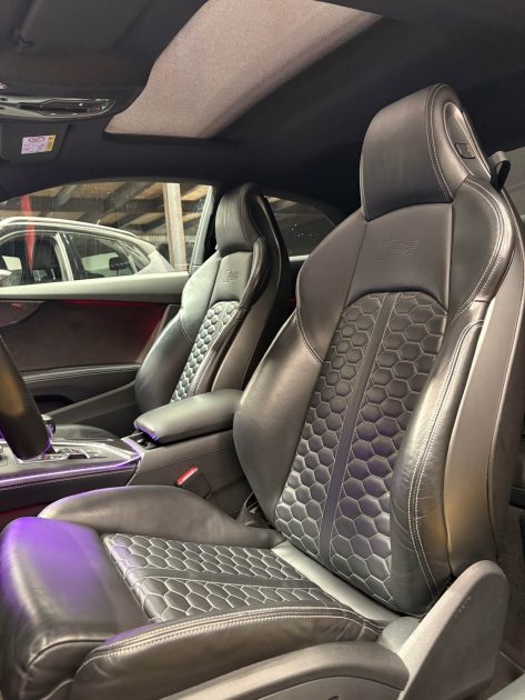 MAGNIFIQUE AUDI RS5 2.9 TFSI V6 450 CH (TOIT OUVRANT, SUIVI D'ENTRETIENT, PACK CARBONE) 