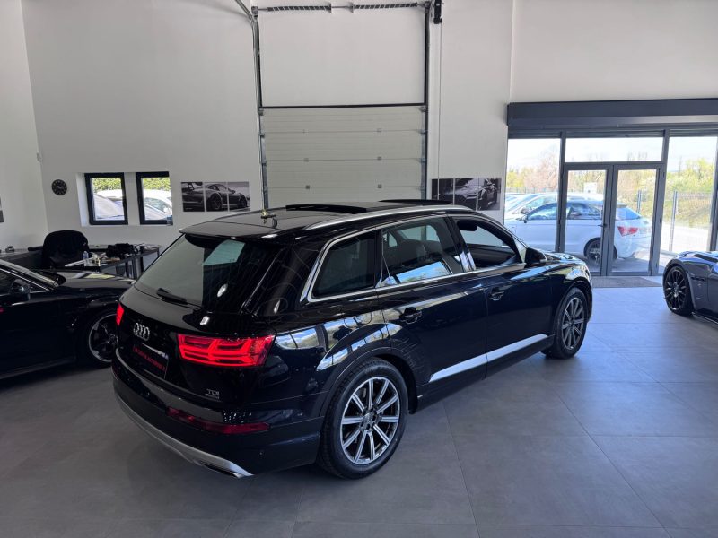 AUDI Q7 3.0 V6 TDI 272CH AVUS EXTENTED PLUS QUATTRO TIPTRONIC PHASE 2 FFULL CATALOGUE / 7 PLACES 