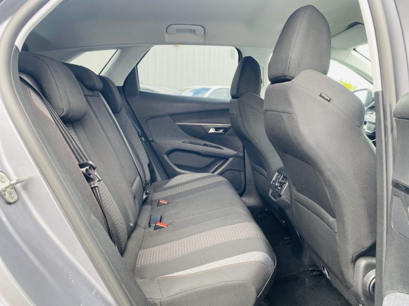 PEUGEOT 3008 II 1.5 BLUEHDI 130CH ACTIVE EAT8 - CarPlay - Virtual Cockpit