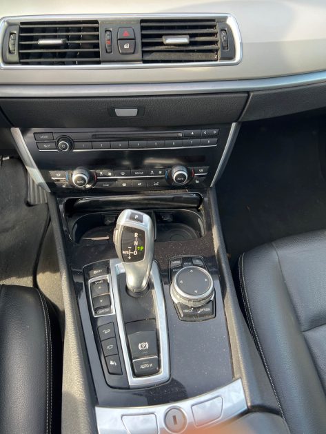 B.M.W. SERIE 5GT 530DA XDRIVE 258CH M SPORT 2014