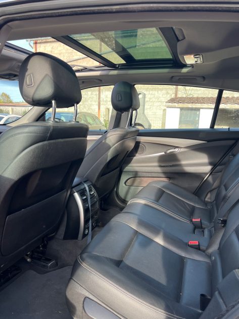B.M.W. SERIE 5GT 530DA XDRIVE 258CH M SPORT 2014