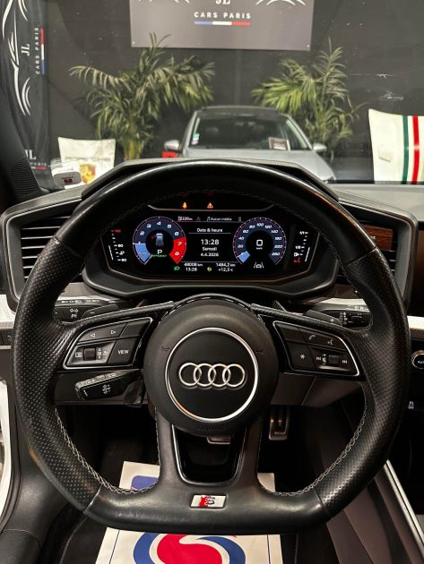 MAGNIFIQUE AUDI A1 SPORTBACK S LINE 1.0 TFSI 110 CH (SUIVI D’ENTRETIEN AUDI, PACK S LINE, CARPLAY)